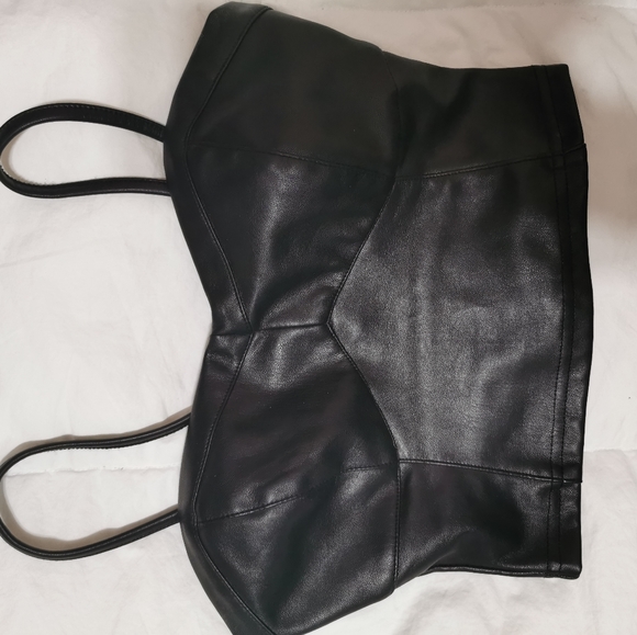 Crop top - Picture 2 of 4